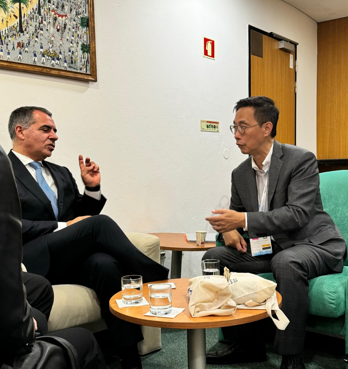 The Secretary for Culture, Sports and Tourism, Mr Kevin Yeung (right), met with the Secretary of State for Sport of the Government of Portugal, Mr Pedro Dias (left), on the morning of October 30 (Cascais time) to exchange views on the work and vision of the promotion of sports development in Hong Kong and Portugal. (Image obtained at info.gov.hk)